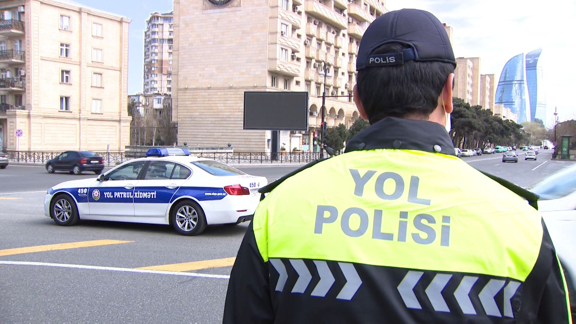 Baş Dövlət Yol Polisi İdarəsinin qeyri-iş günlərində xidmətin təşkili ilə bağlı əhaliyə MÜRACİƏTİ
